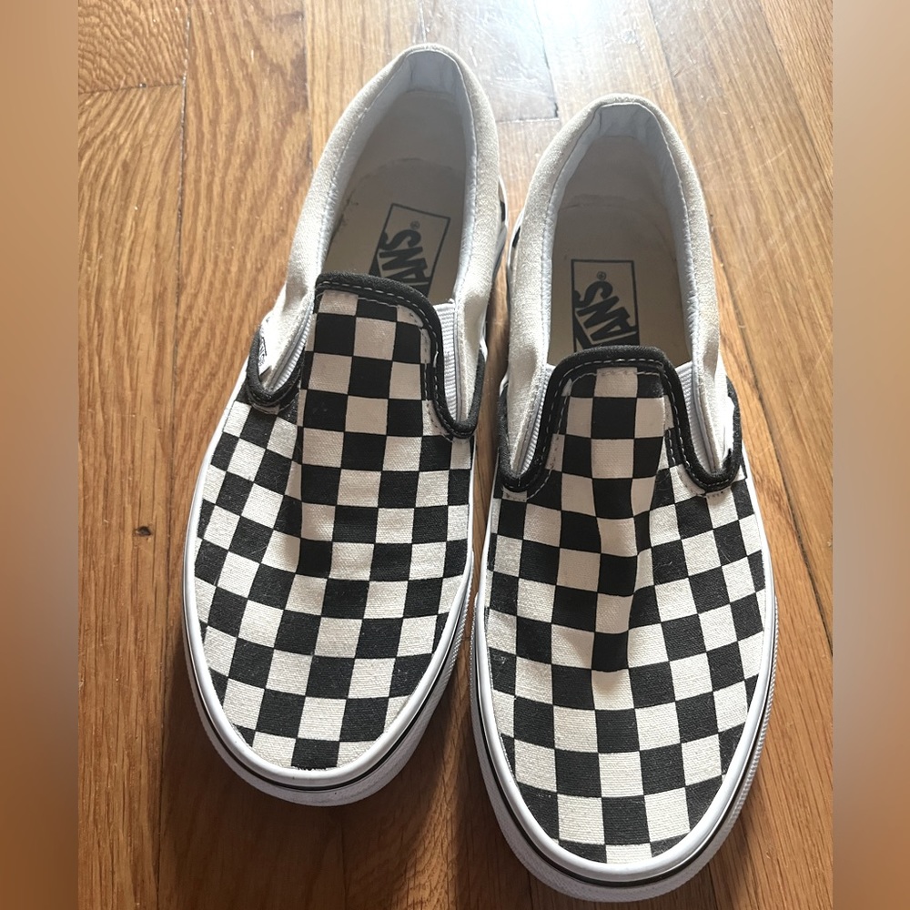 Checkered slip on Vans